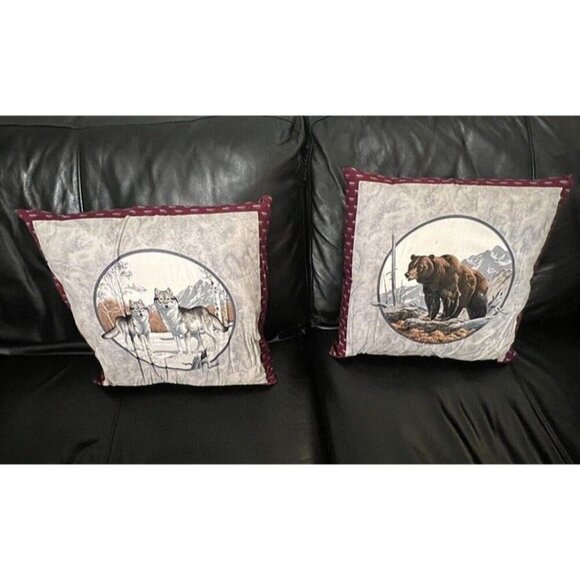 Handmade Hudson Scene 2 Bear Wolf Throw Pillow 15" Square Cabin Woodsy Mountains - Picture 1 of 6